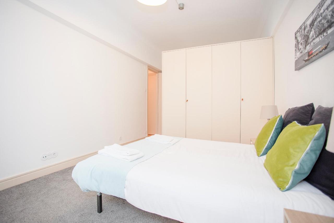 Liiiving In | Light Spacious Apartamento